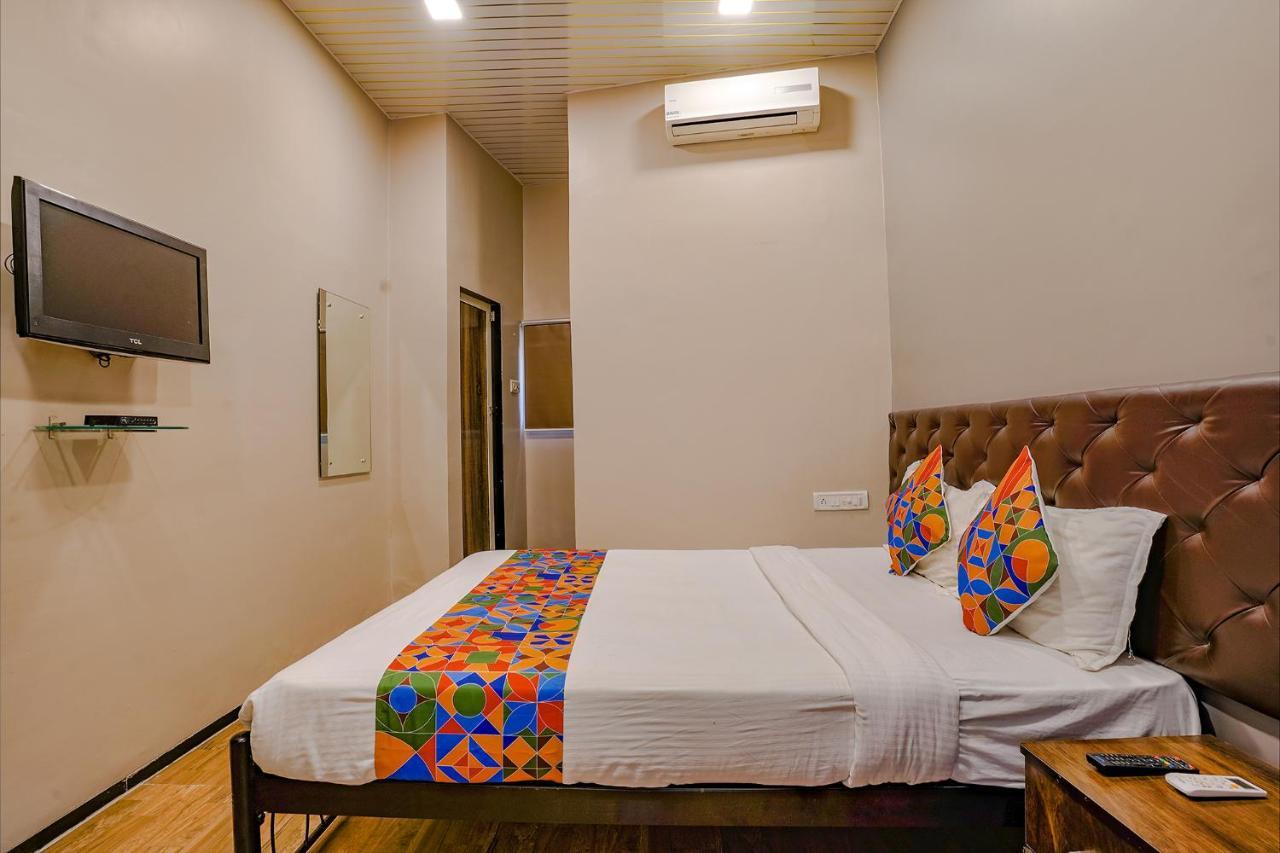 Fabexpress Comfort Stay - Nr Mumbai International Airport Exterior foto
